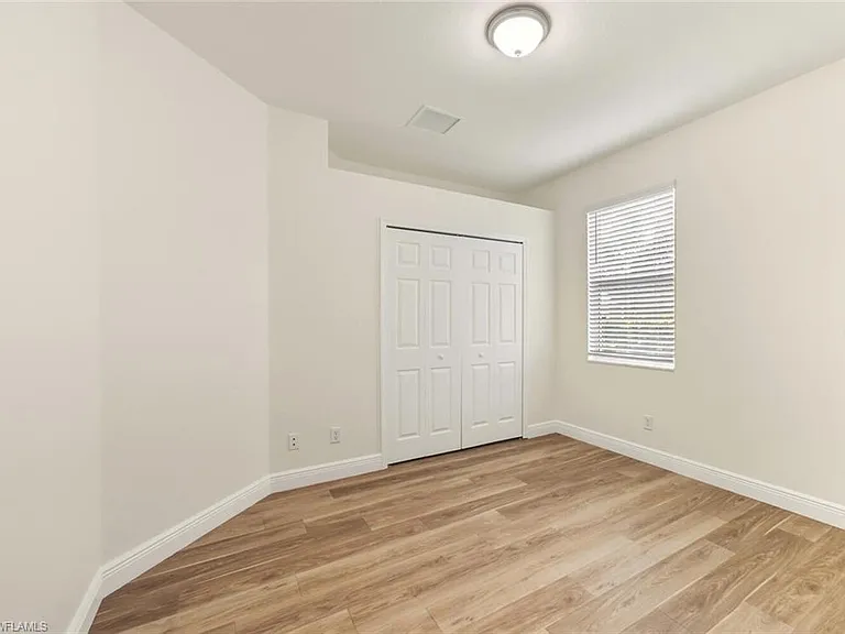 2080 Wellington St — Photo 15