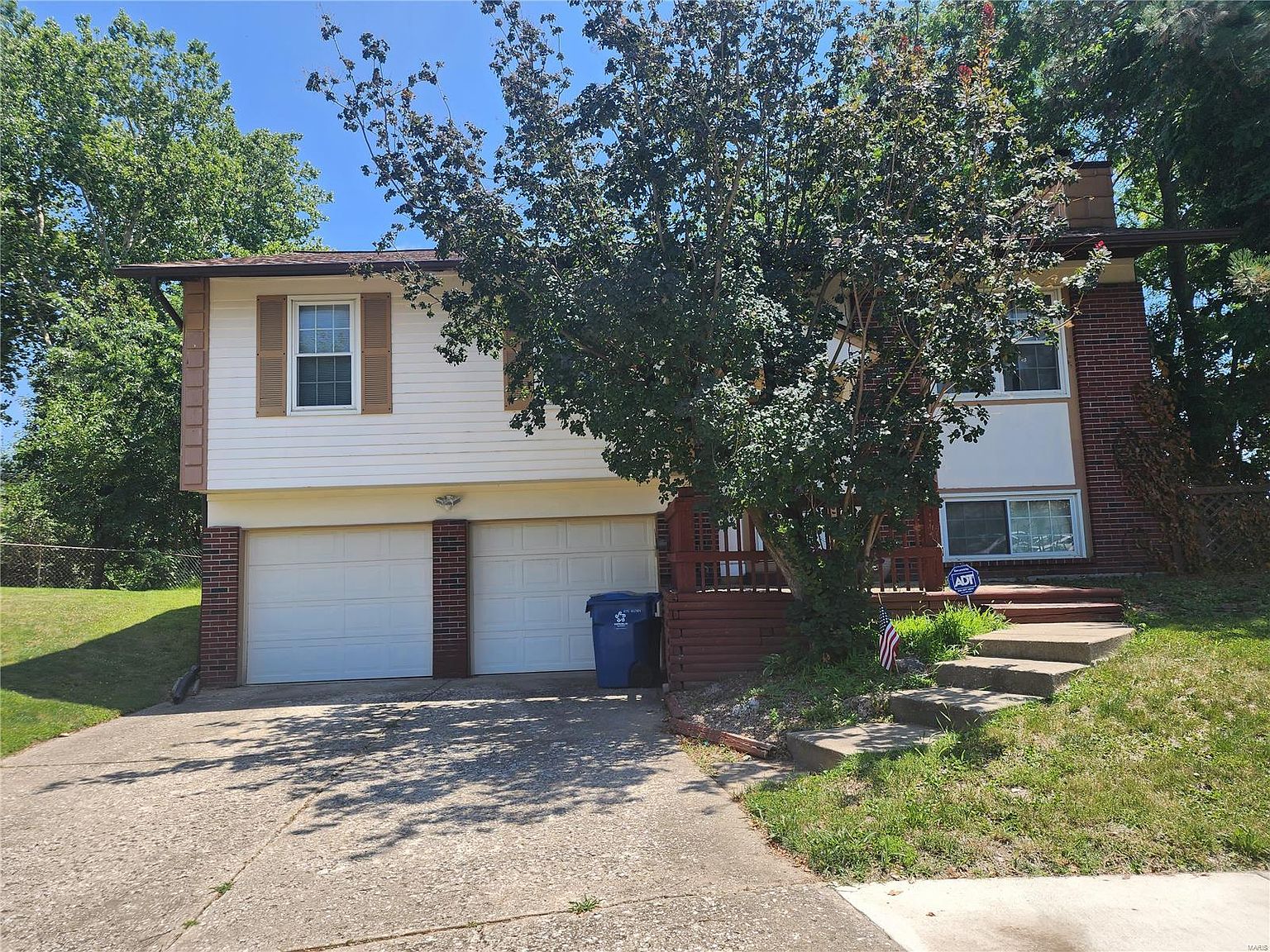 12240 Creve Coeur Ridge Ct, Maryland Heights, MO 63043 Zillow