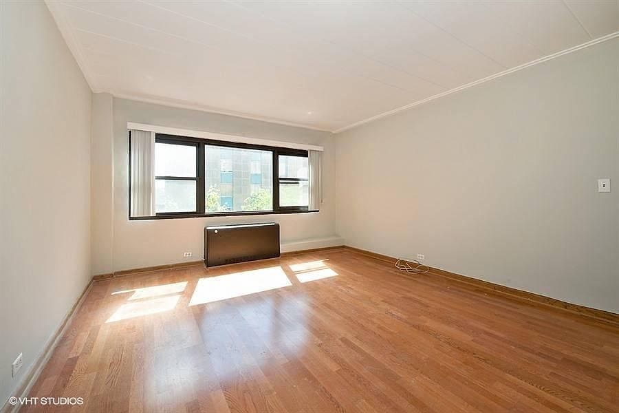 2nd image of 2930 N Commonwealth Ave APT 102