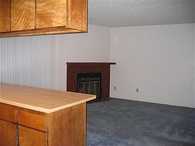 5th image of 1140 Meadow Gate Dr