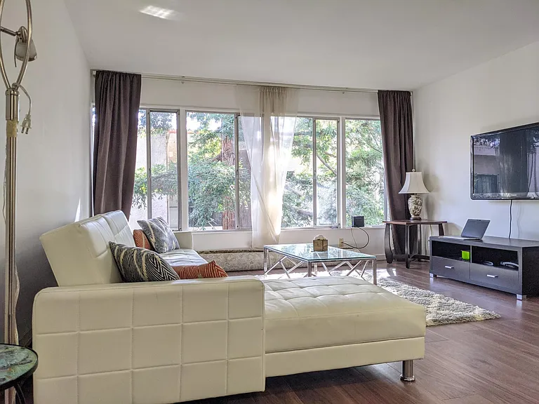 808 Laurel Ave #304 — Photo 15
