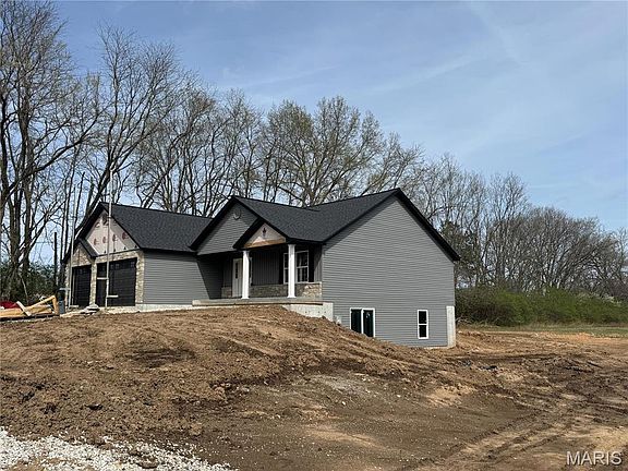 2nd image of 32 Alpine Dr