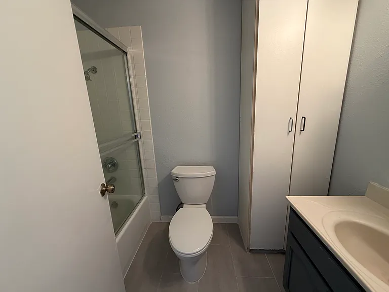 Full bath