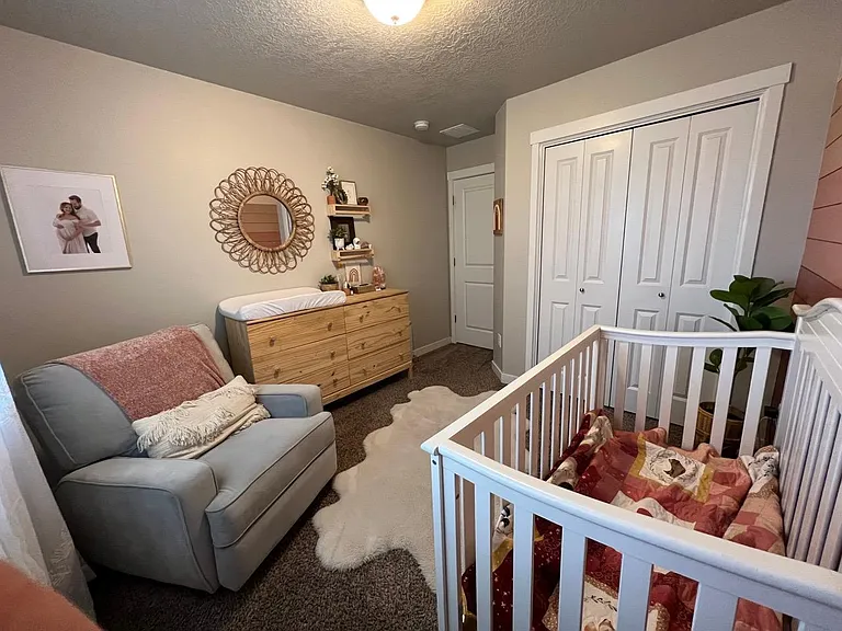 267 E Cordoba Dr — Photo 17