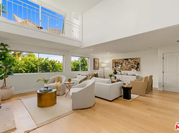 390 S Sepulveda Blvd APT 409, Los Angeles, CA 90049