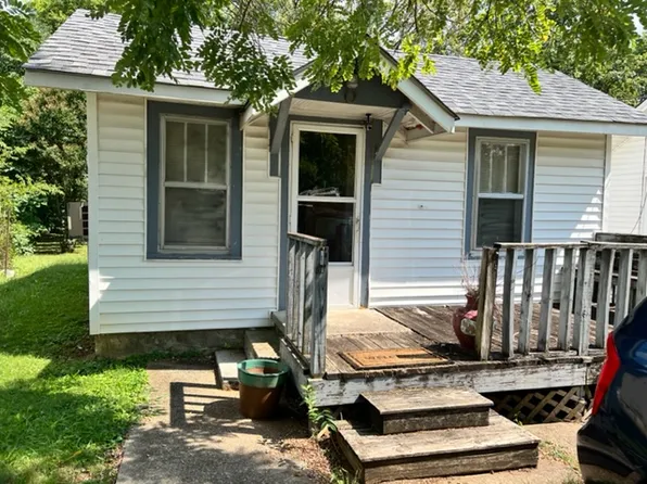 1612 Curd Dr, Bowling Green, KY 42101