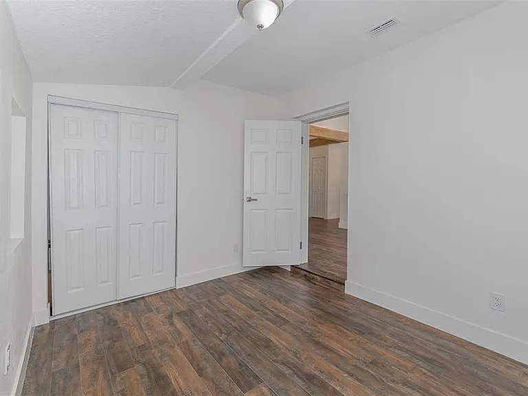 1770 Algonquin Trl — Photo 20