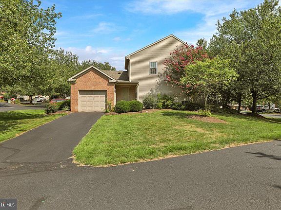 2nd image of 140 Mallard Dr