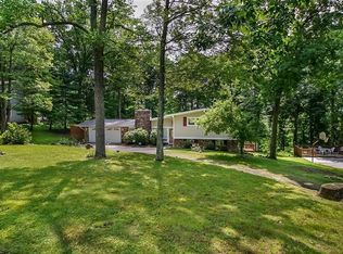 7 Dogwood Ln, Farmington, PA 15437