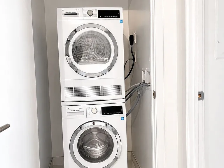 5858 Yonge St #Penthouse 10 — Photo 15