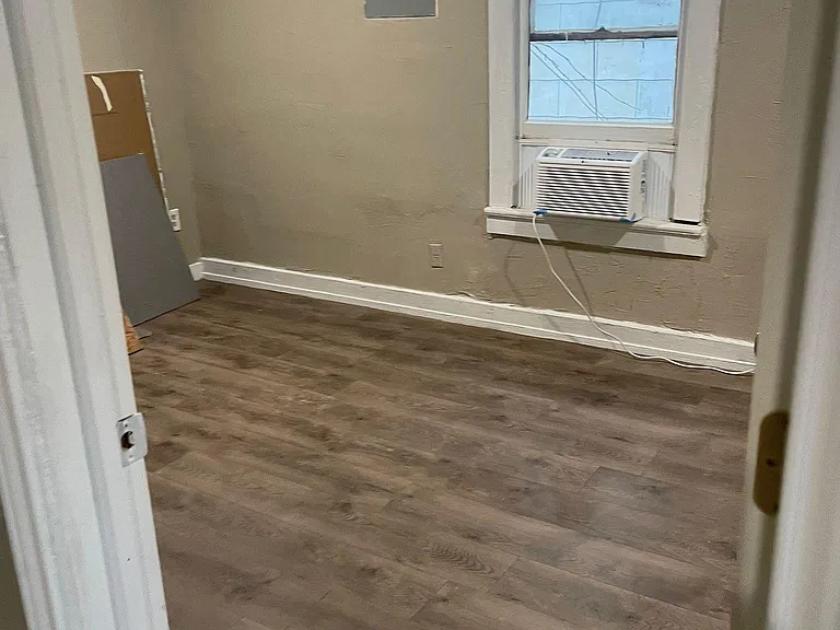 1503 Speedway Ave — Photo 2