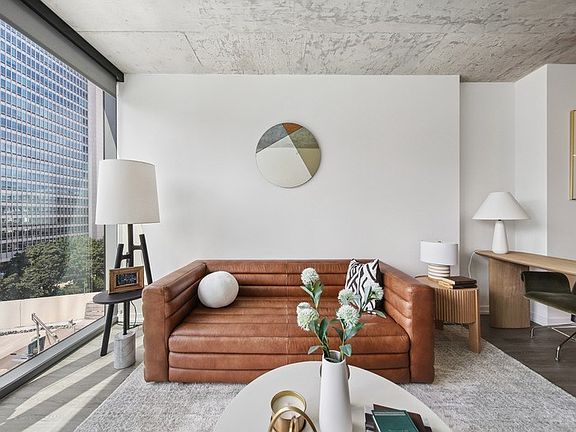 5th image of 808 N Cleveland Ave #1802