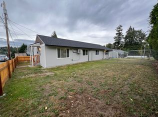 142 Oak St UNIT A, Bremerton, WA 98310