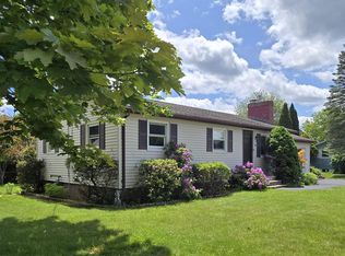 9 Mariette Dr, Portsmouth, NH 03801