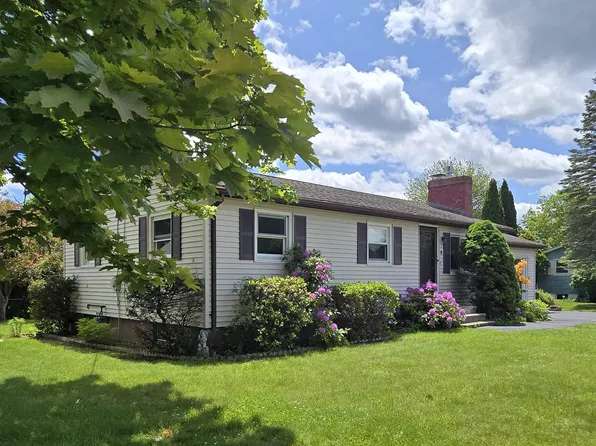 9 Mariette Drive, Portsmouth, NH 03801