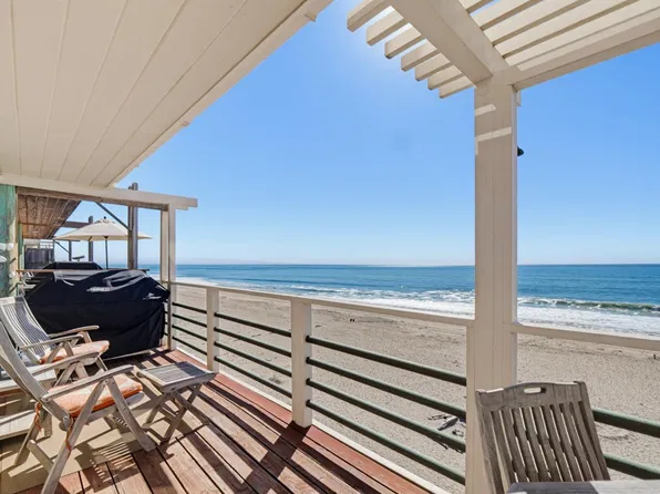 460 Oceanview Dr, Watsonville, CA 95076