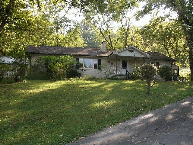 1st image of 245 Richardson Hollow Ln