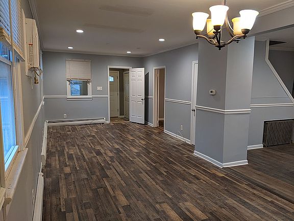 Dining + Living 11'3" x 29'