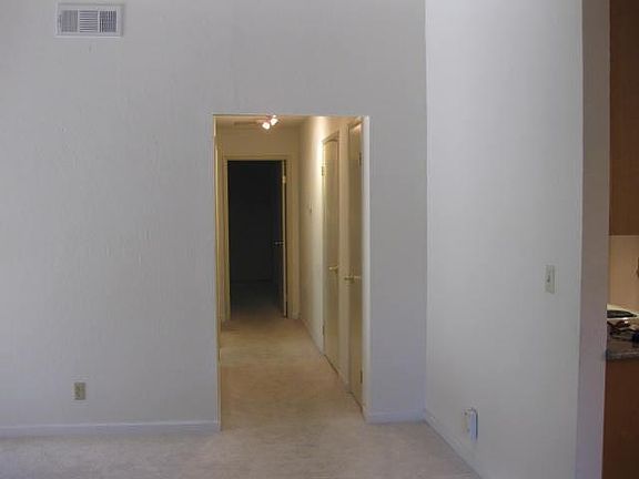 2nd image of 514 Latimer Cir #514