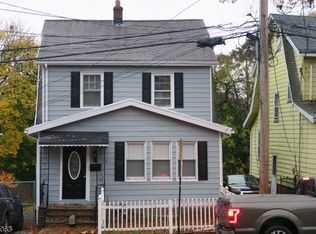 32 Essex St, Irvington, NJ 07111