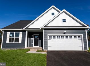 86 Lobell Rd #14, Abbottstown, PA 17301