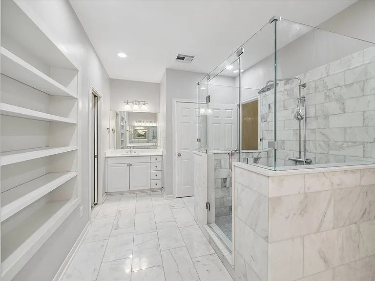 5349 McCulloch Cir — Photo 21