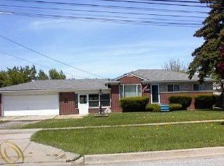 17551 Common Rd, Roseville, MI 48066