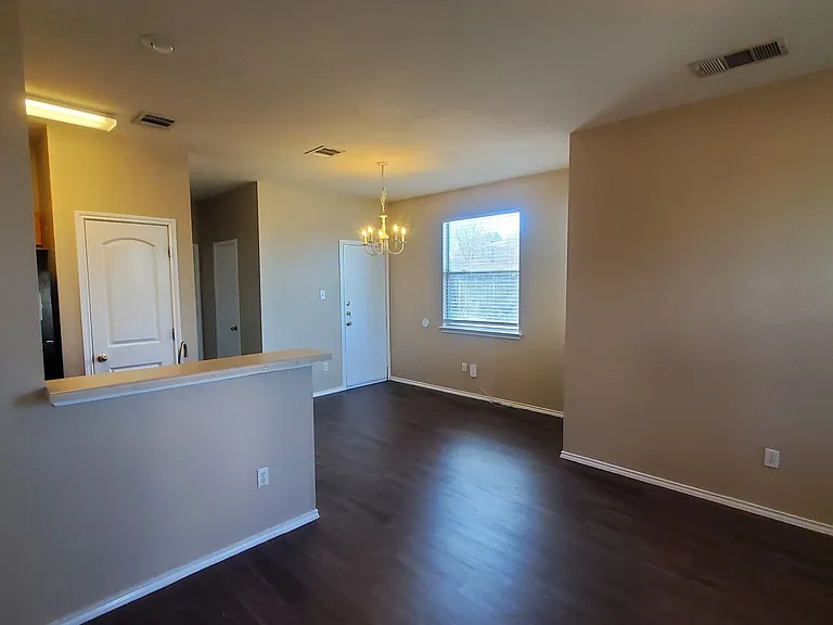 14001 Cambourne Dr — Photo 24