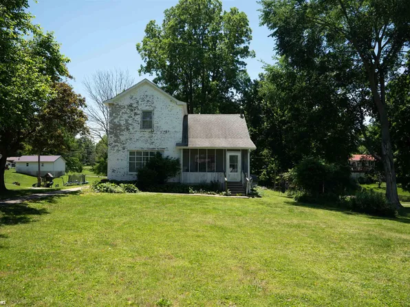 515 S 5th St, Warsaw, IL 62379