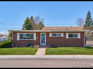 1202 Windmill Rd, Cheyenne, WY 82001