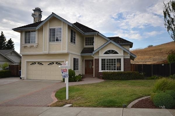 1st image of 430 Kingston Dr