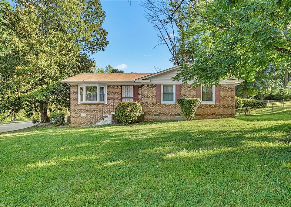 1st image of 2401 Bywood Rd