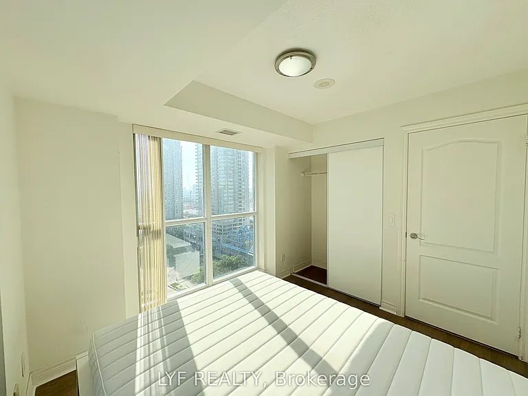 70 Town Centre Ct #1507 — Photo 7