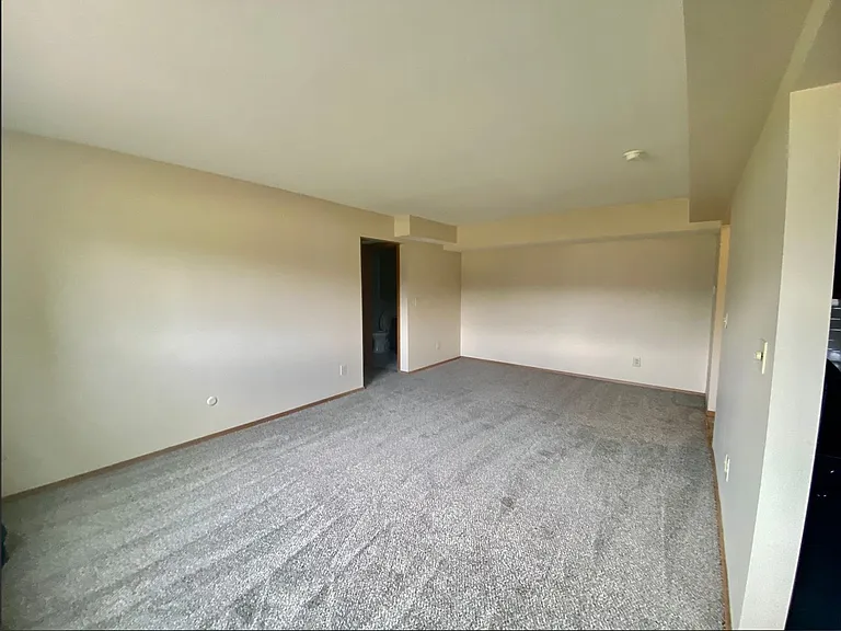 Indian Village Apartments — Photo 23