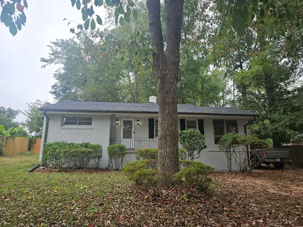 1151 Pinehurst Dr SE, Smyrna, GA 30080