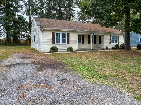 20805A Shaker Dr, Petersburg, VA 23803