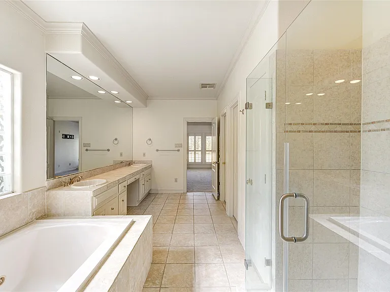 1502 Ashbury Park Ln — Photo 27