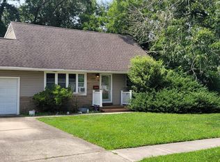112 Colwick Dr, Somers Point, NJ 08244
