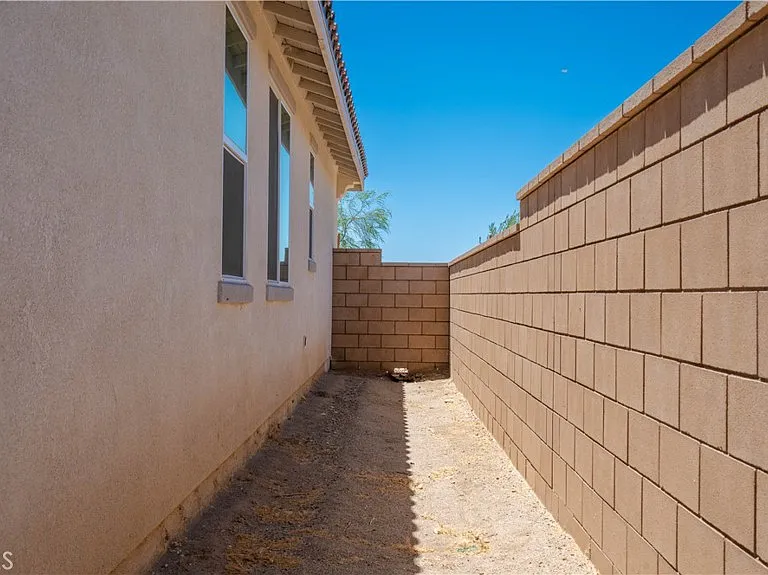 13925 Mesa View Dr — Photo 60