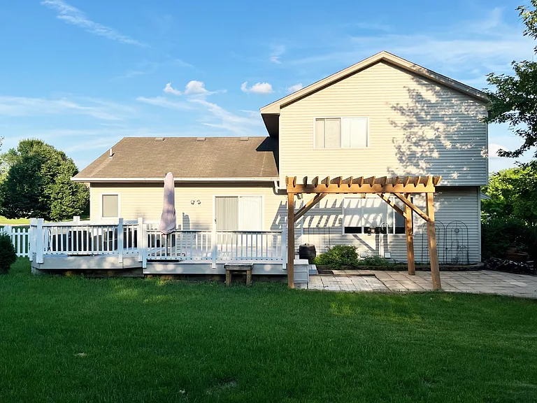 19350 Rush Ct NW — Photo 42