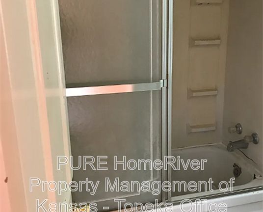 4th image of 1601 SW Mulvane St APT 3