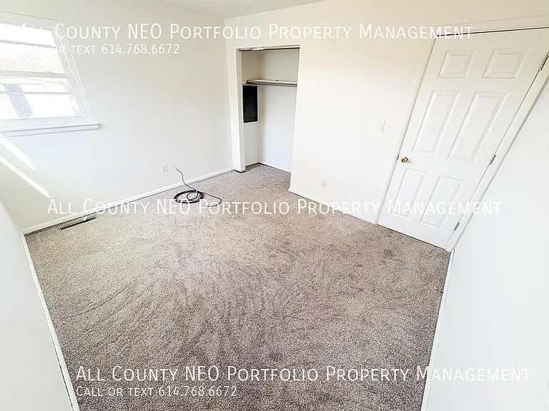 1748 Ward Rd — Photo 17