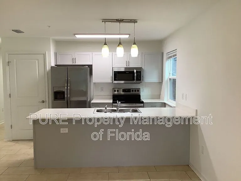 339 NE Sanchez Ave #111 — Photo 6