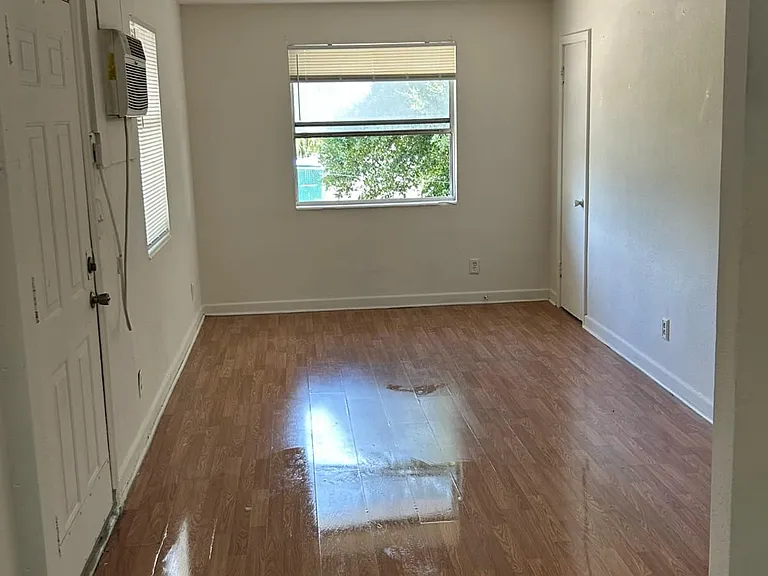 18 W 43rd St #22 — Photo 3