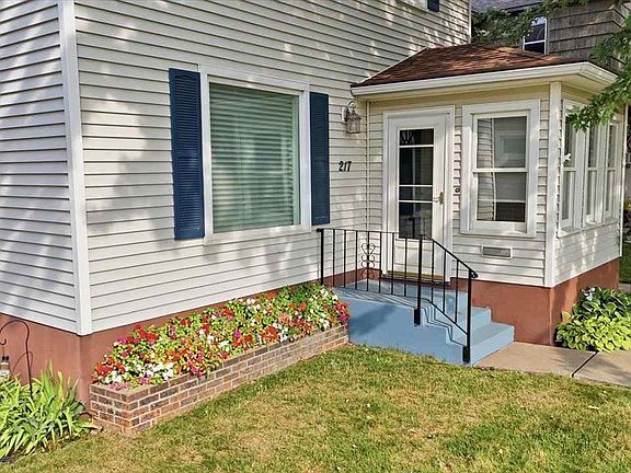 2nd image of 217 Chandler Ave