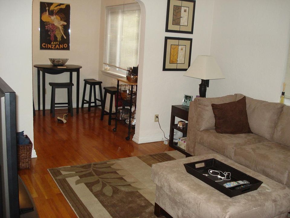 2nd image of 3577 Saybrook Ave APT 2