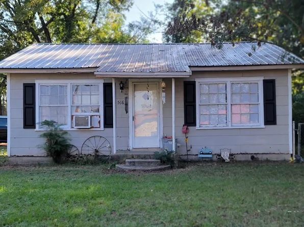 516 N Elm St, New Boston, TX 75570
