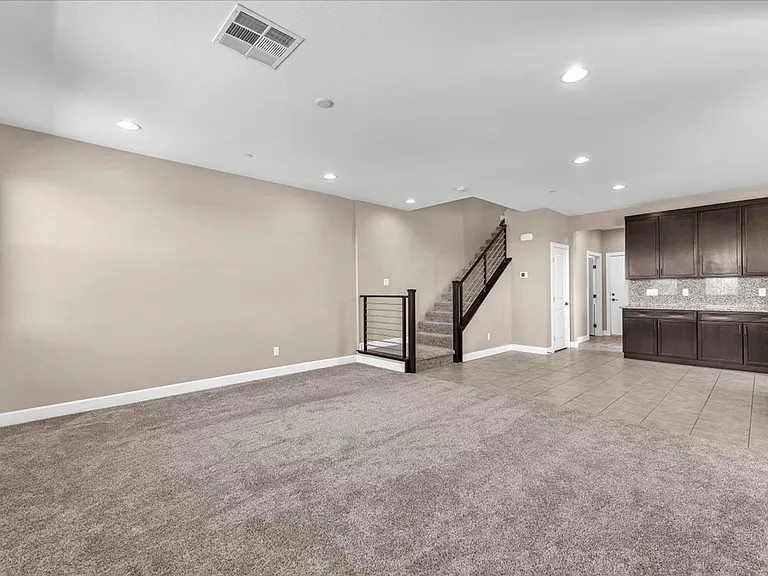 957 Via Panfilo Ave — Photo 9