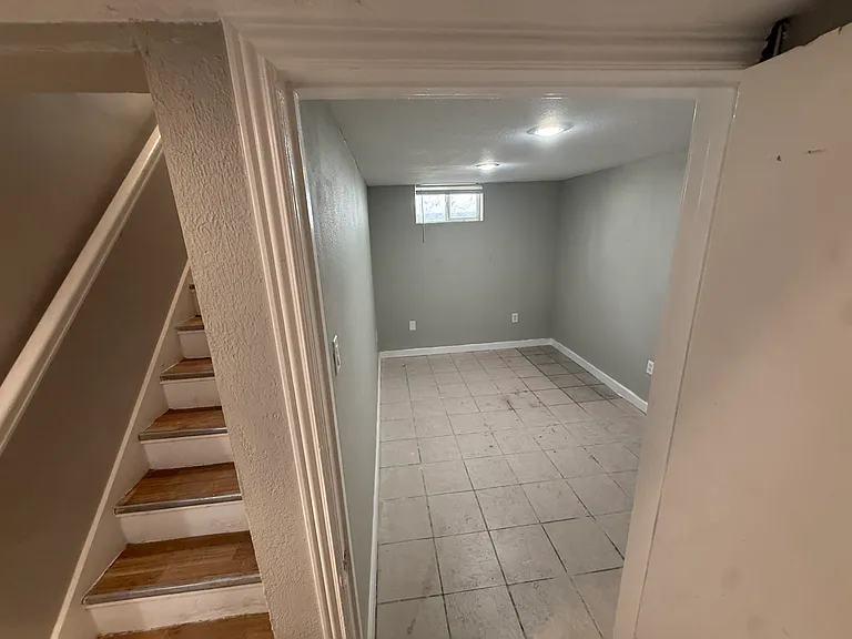 1372 W Glenrose Dr — Photo 12