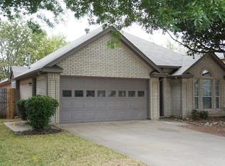 2137 Rim Rock Dr, Keller, TX 76248